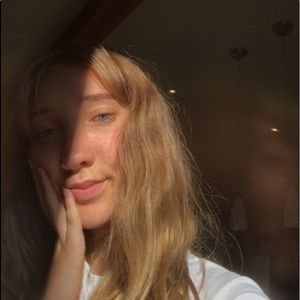 Meet your Posher, Meredith